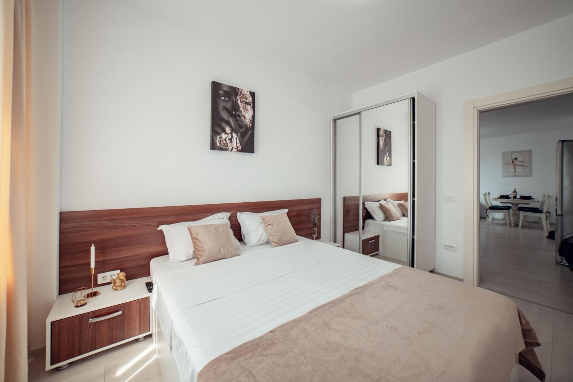 Cozy Collection Apartments At Palas Mall Ιάσιο Εξωτερικό φωτογραφία
